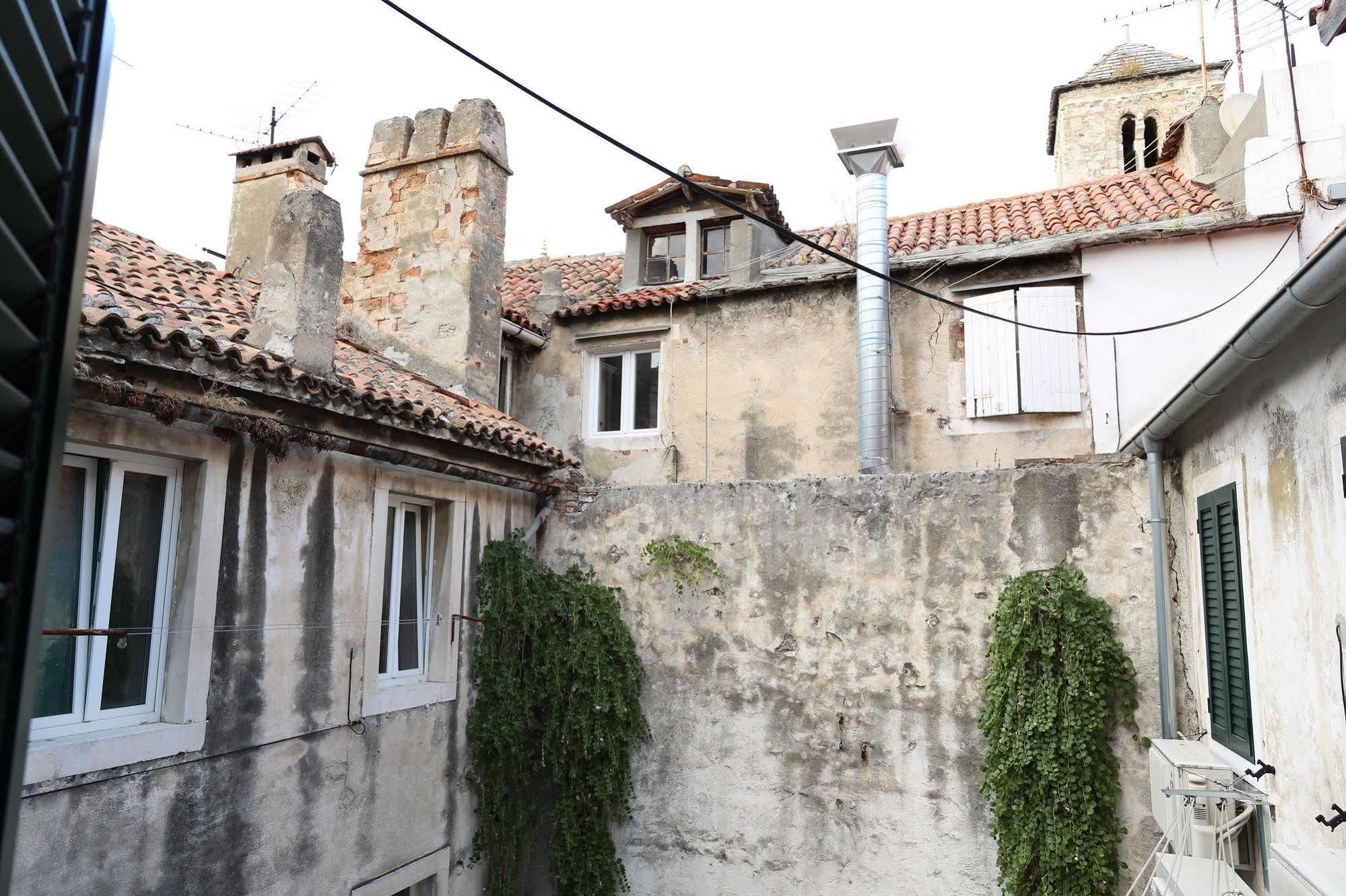Malena Palace Experience Guest house Split